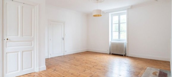 Таунхаус с 5 спальнями в Сера, Франция № 204977 11