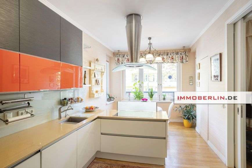 3غرفة شقة في Wilmersdorf, Germany رقم 247509