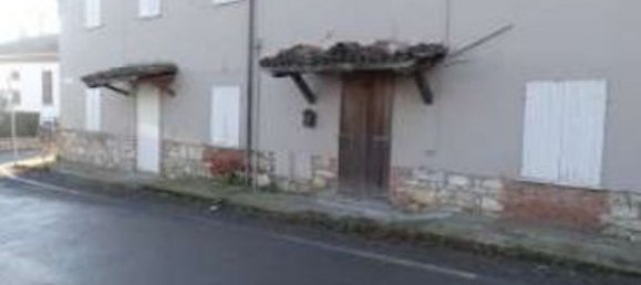 7 rooms Apartment in Gazzola, Italy No. 95632 7