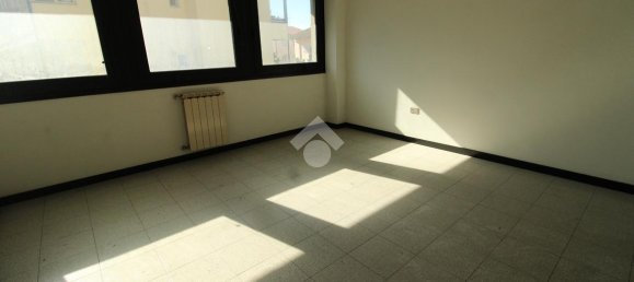 Квартира с 4 комнатами в Сан Миниато, Италия № 135762 11