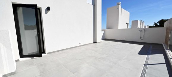 3 bedrooms Townhouse in Filipinas, Spain No. 13526 16