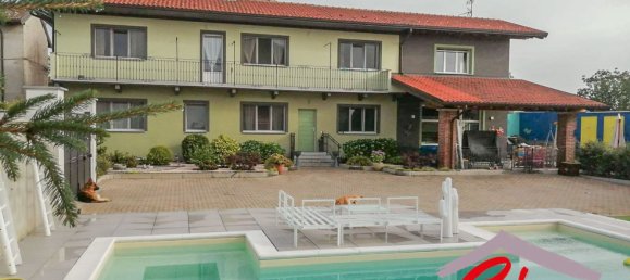 5 rooms Villa in Novara, Italy No. 207031 10