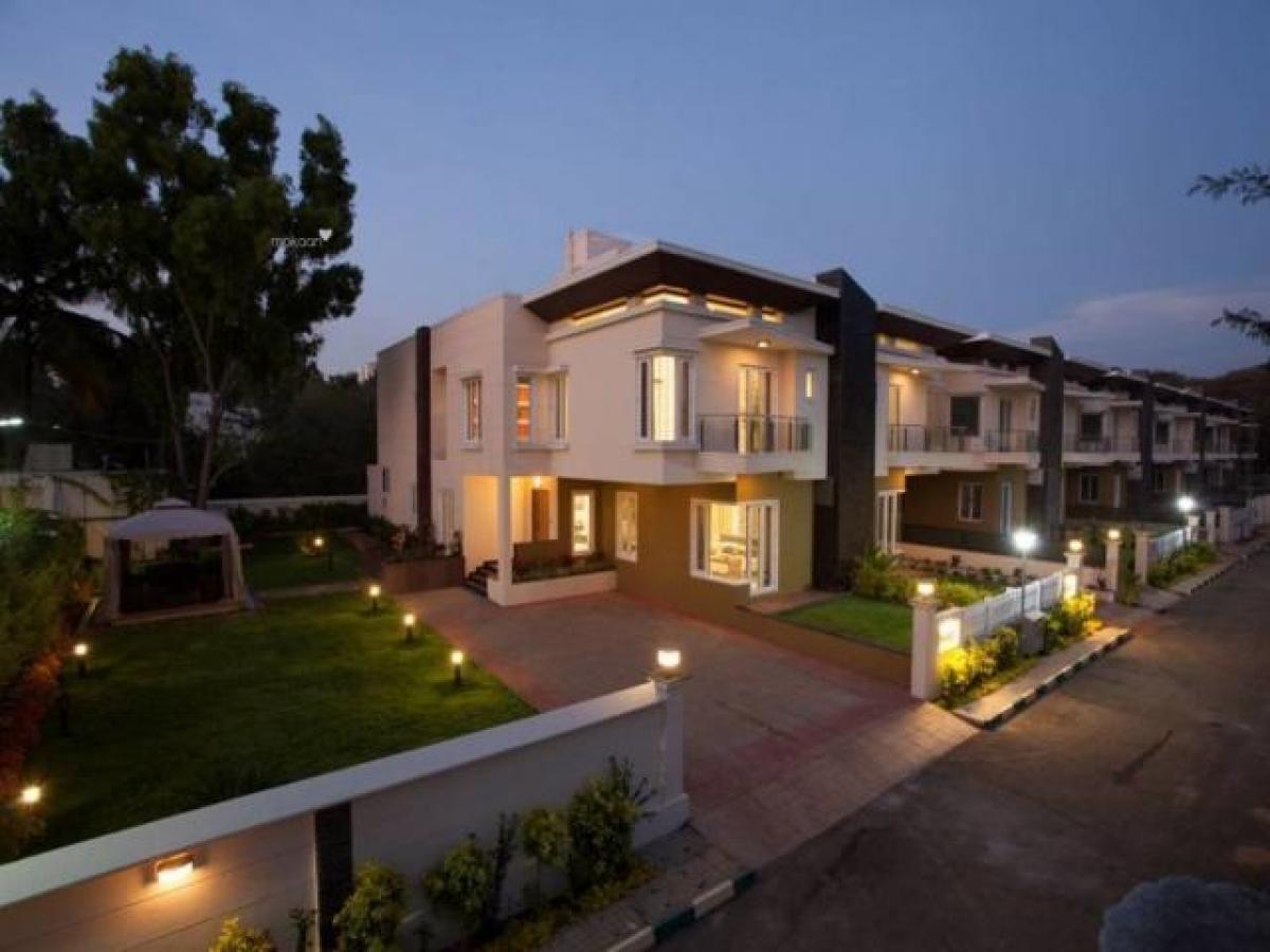 4 bedrooms House in Bangalore, India No. 6067