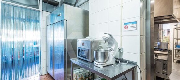 عقار تجاري في Portimao, Portugal 191متر مربع رقم 71974 16