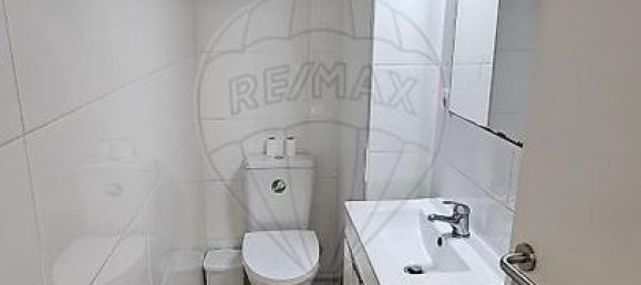 3 bedrooms Apartment in Vila Nova de Gaia, Portugal No. 41468 5