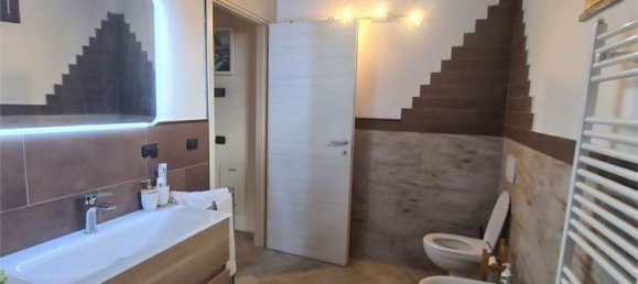 6-salle Villa à Rubiera, Italy No. 94438 15