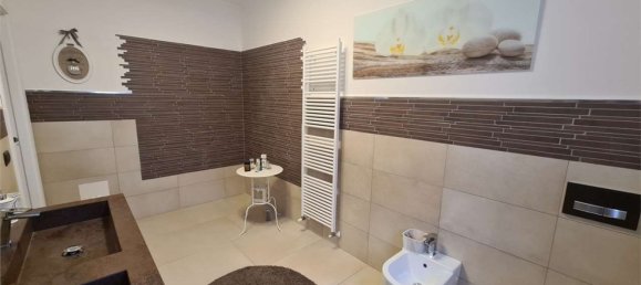 6-salle Villa à Rubiera, Italy No. 94438 11