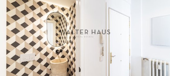 Apartamento de 3 dormitorios en Madrid, Spain No. 181005 30