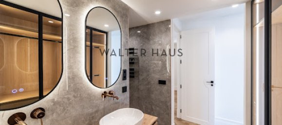 Apartamento de 3 dormitorios en Madrid, Spain No. 181005 27