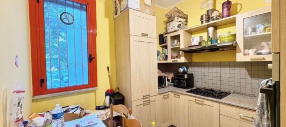 4 bedrooms Apartment in Reggio Emilia, Italy No. 374532 5