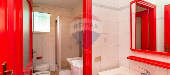 4 rooms Apartment in Uboldo, Italy No. 54934 26