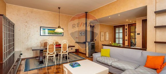 4 rooms Apartment in Uboldo, Italy No. 54934 6