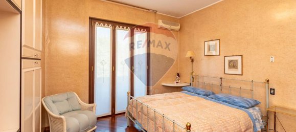 4 rooms Apartment in Uboldo, Italy No. 54934 13