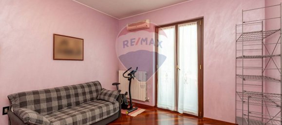 4 rooms Apartment in Uboldo, Italy No. 54934 15