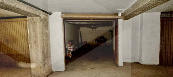 1-salle Garage à Vasto, Italy No. 22420 15