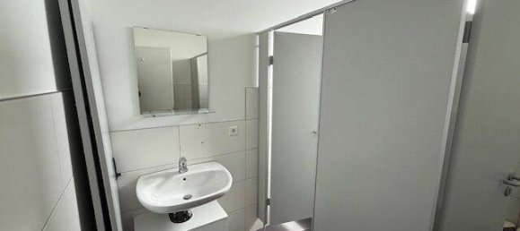 2100m² Warehouse in Furth, Germany No. 274071 44