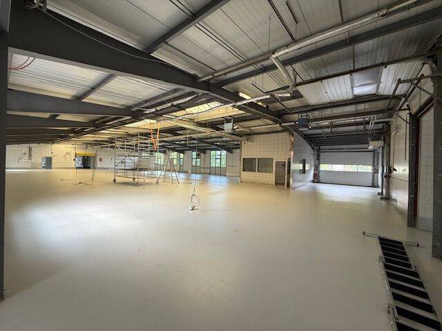 2100m² Warehouse in Furth, Germany No. 274071