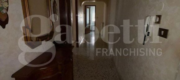 Apartamento de 4 divisões em Lamezia Terme, Italy N.º 281127 3
