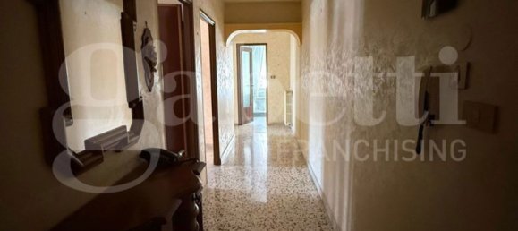 Apartamento de 4 divisões em Lamezia Terme, Italy N.º 281127 2