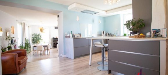 Villa de 4 dormitorios en L'Isle-Adam, France No. 348836 4