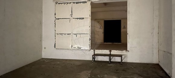 1266m² Warehouse in Santa Maria da Feira, Portugal No. 9372 17