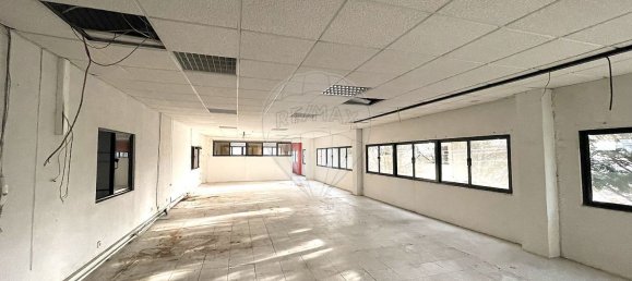 1266m² Warehouse in Santa Maria da Feira, Portugal No. 9372 35