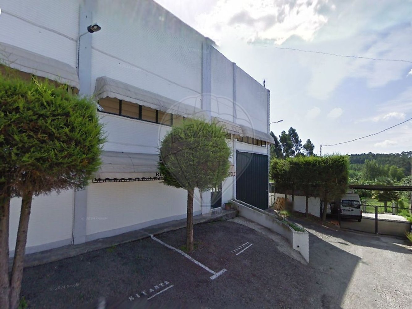 1266m² Warehouse in Santa Maria da Feira, Portugal No. 9372