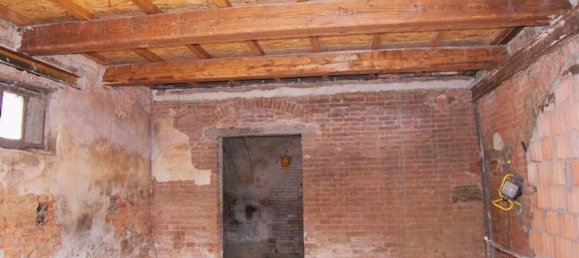 Casa de 7 habitaciónes en Foiano della Chiana, Italy No. 228404 3