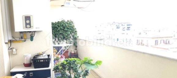 3 chambres Appartement à Palermo, Italy No. 51356 4