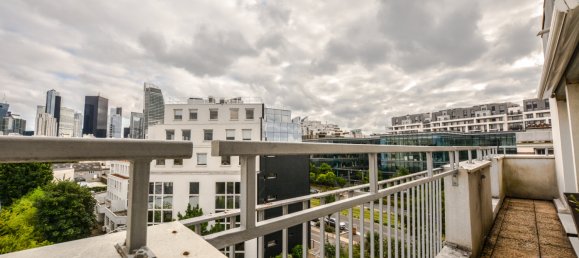 Квартира с 2 спальнями в Курбевуа, Франция № 150901 25