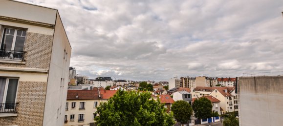 Квартира с 2 спальнями в Курбевуа, Франция № 150901 52