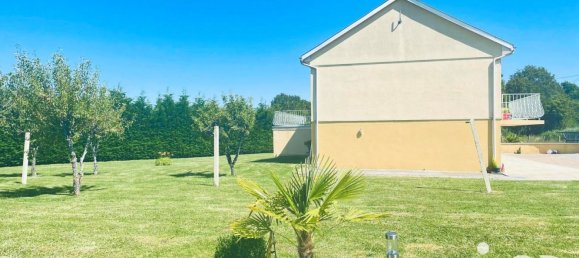 4 bedrooms House in Marolles-les-Buis, France No. 272129 16