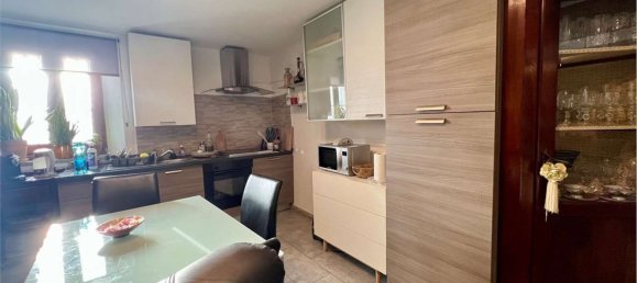 3-salle Appartement à Brebbia, Italy No. 65751 6