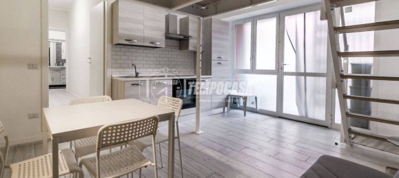 1 chambre Appartement à Milan, Italy No. 250023 2