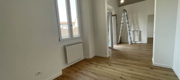 2 bedrooms Apartment in Florence, Italy No. 350455 10