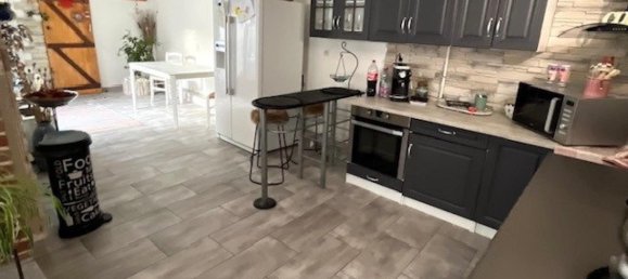 3 bedrooms House in La Capelle, France No. 40560 5