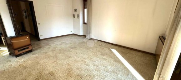 6 rooms House in Artogne, Italy No. 309736 5