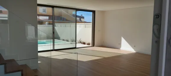 4 bedrooms House in Cascais, Portugal No. 171528 7