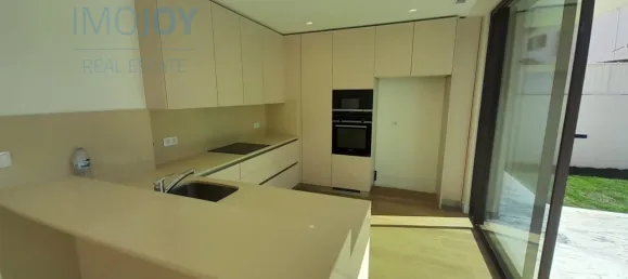 4 bedrooms House in Cascais, Portugal No. 171528 9