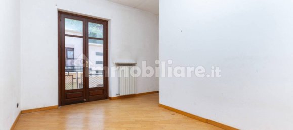 3 bedrooms House in Piasco, Italy No. 71479 18