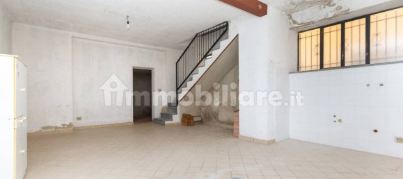 3 bedrooms House in Piasco, Italy No. 71479 26