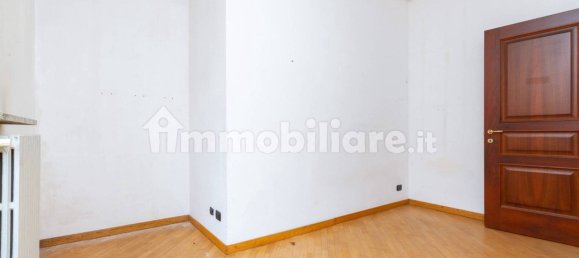 3 bedrooms House in Piasco, Italy No. 71479 14