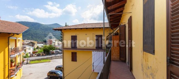3 bedrooms House in Piasco, Italy No. 71479 29