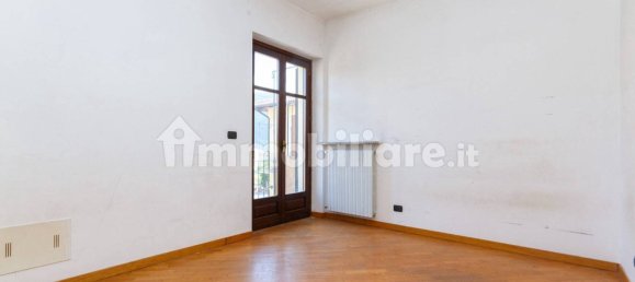 3 bedrooms House in Piasco, Italy No. 71479 22