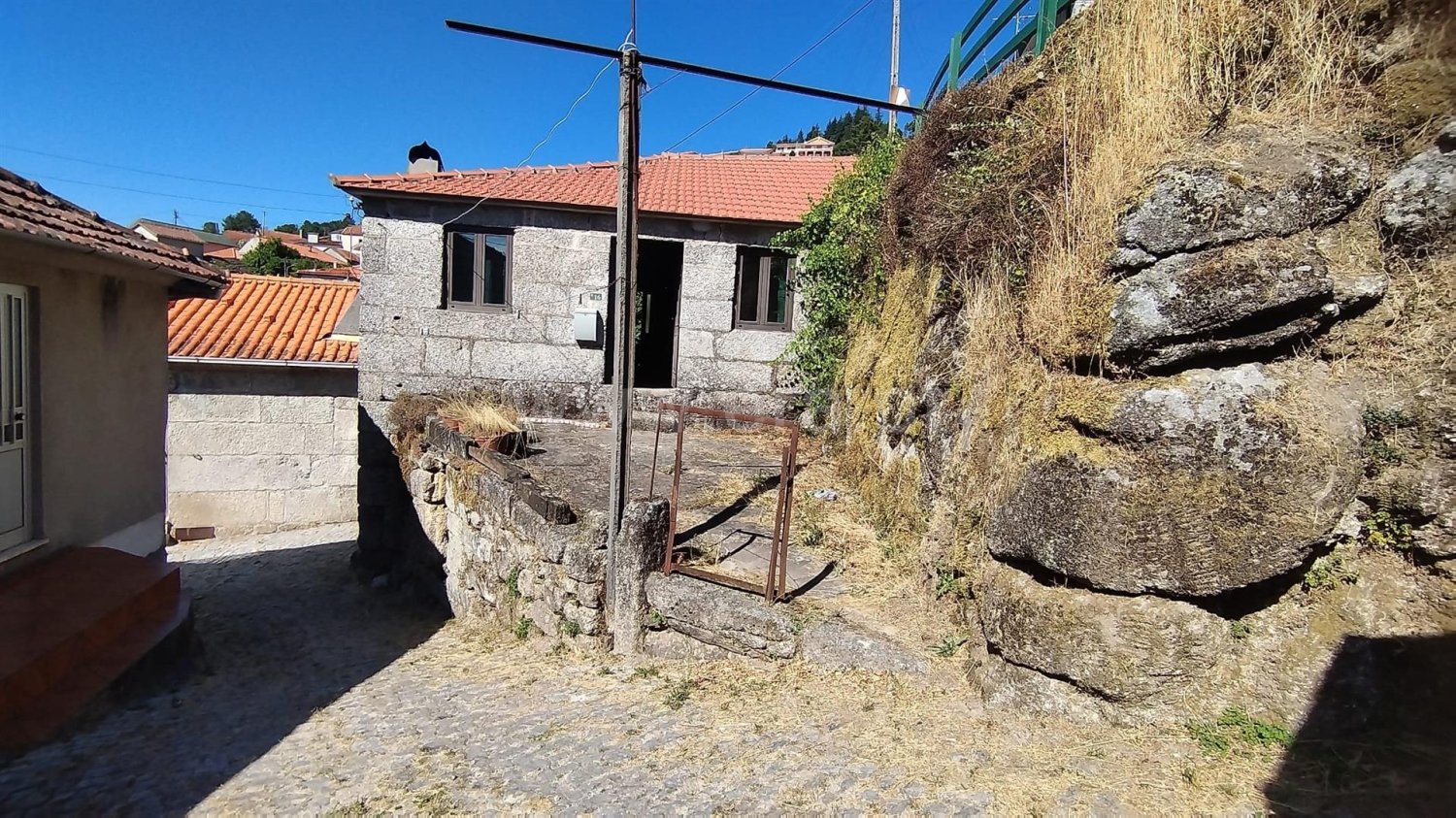 3 bedrooms House in Amarante, Portugal No. 253706