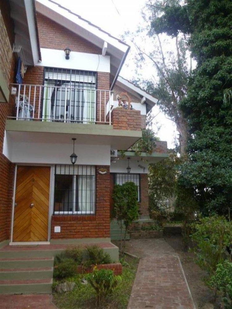 Apartamento de 2 dormitorios en Mar del Plata, Argentina No. 83457