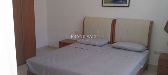 2 bedrooms Penthouse in Sliema, Malta No. 8808 3