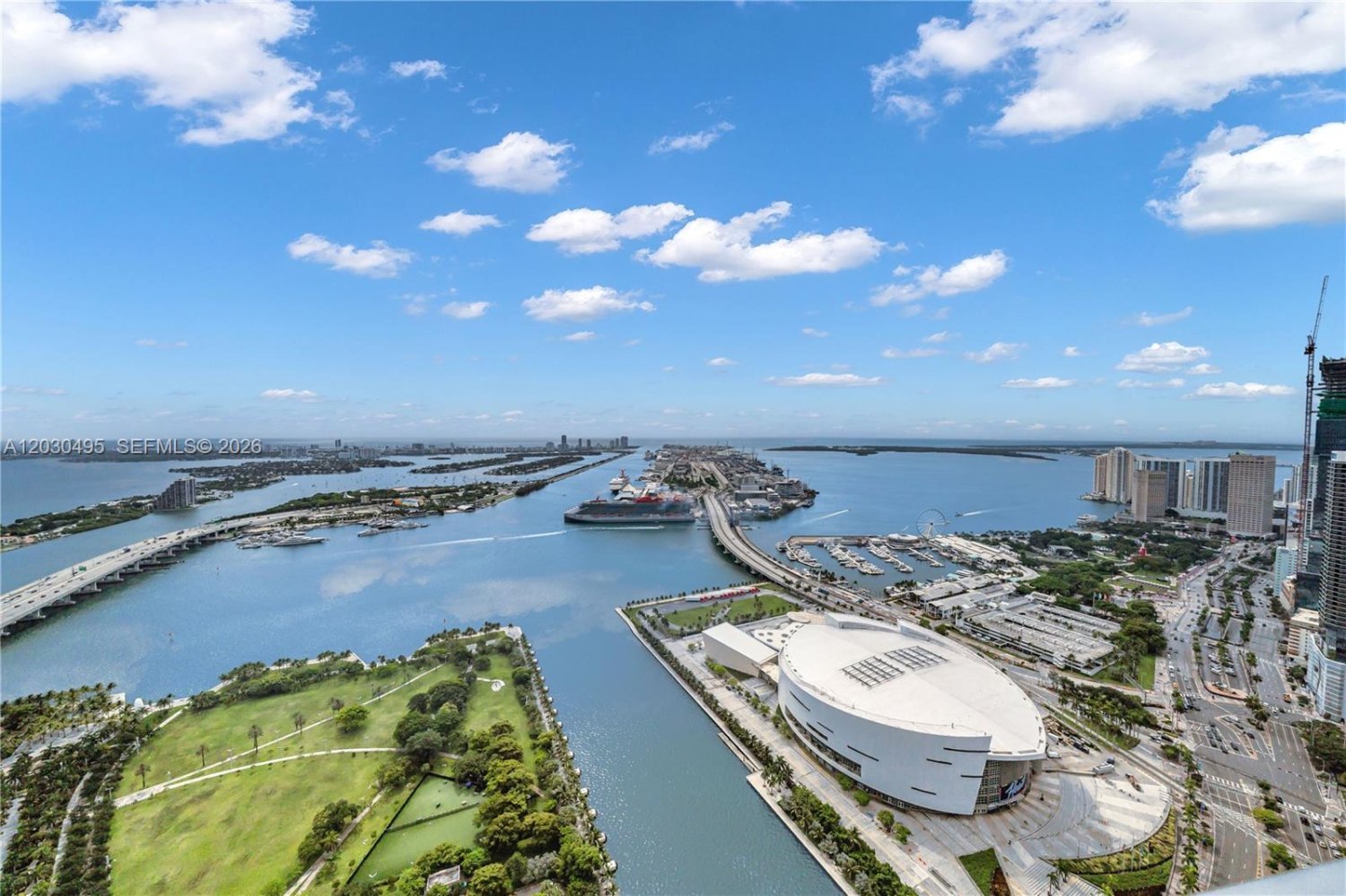 3 dormitorios propiedad comercial en venta en Miami, Miami-Dade, Florida, USA № 615216