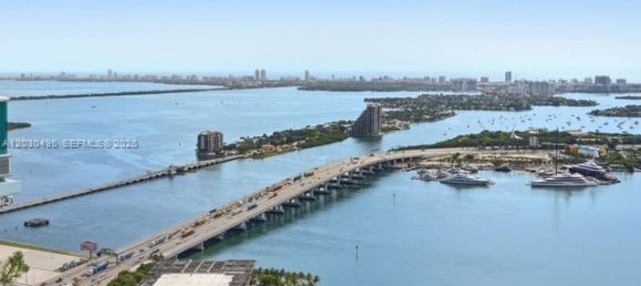 3 dormitorios propiedad comercial en venta en Miami, Miami-Dade, Florida, USA № 615216 15