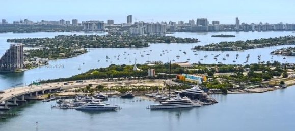 3 dormitorios propiedad comercial en venta en Miami, Miami-Dade, Florida, USA № 615216 16